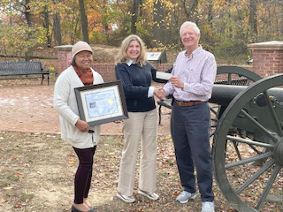 Presentation of the Fort Willard plaque by the Fairfax County Park Foundation.